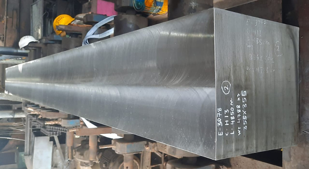 355 x 355 mm-H13 Tool Steel
